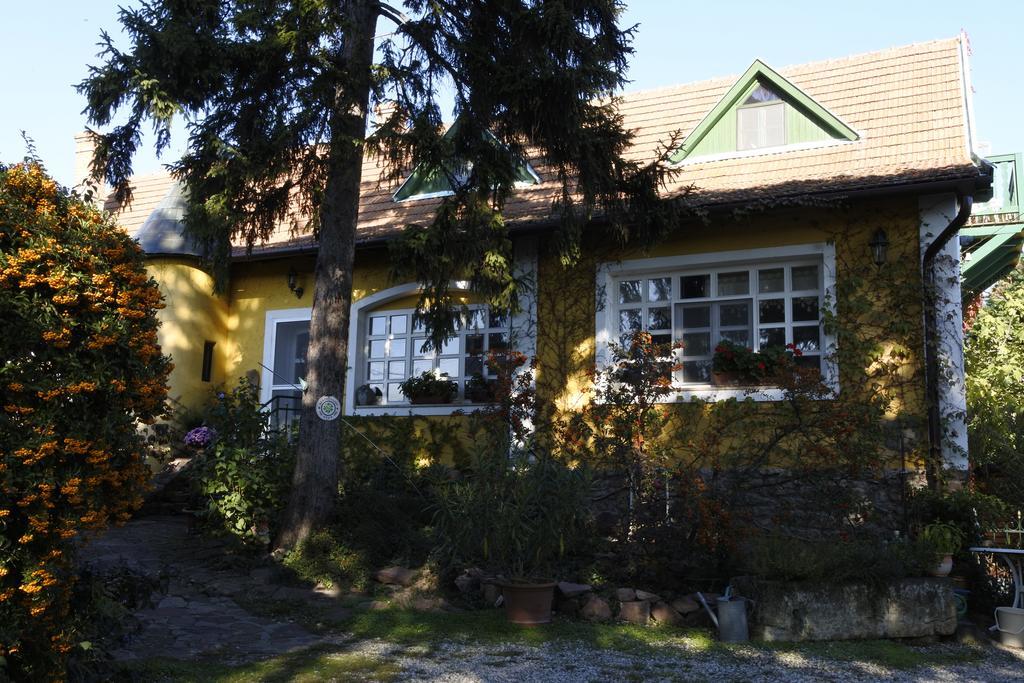 Villa-Magdi Vendeghaz Revfulop Bagian luar foto
